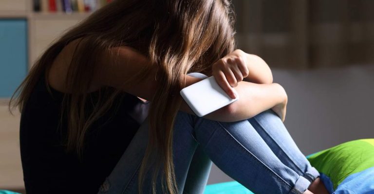 ТРЕВОГА БЕЗ ПРИЧИНЫ У ПОДРОСТКА